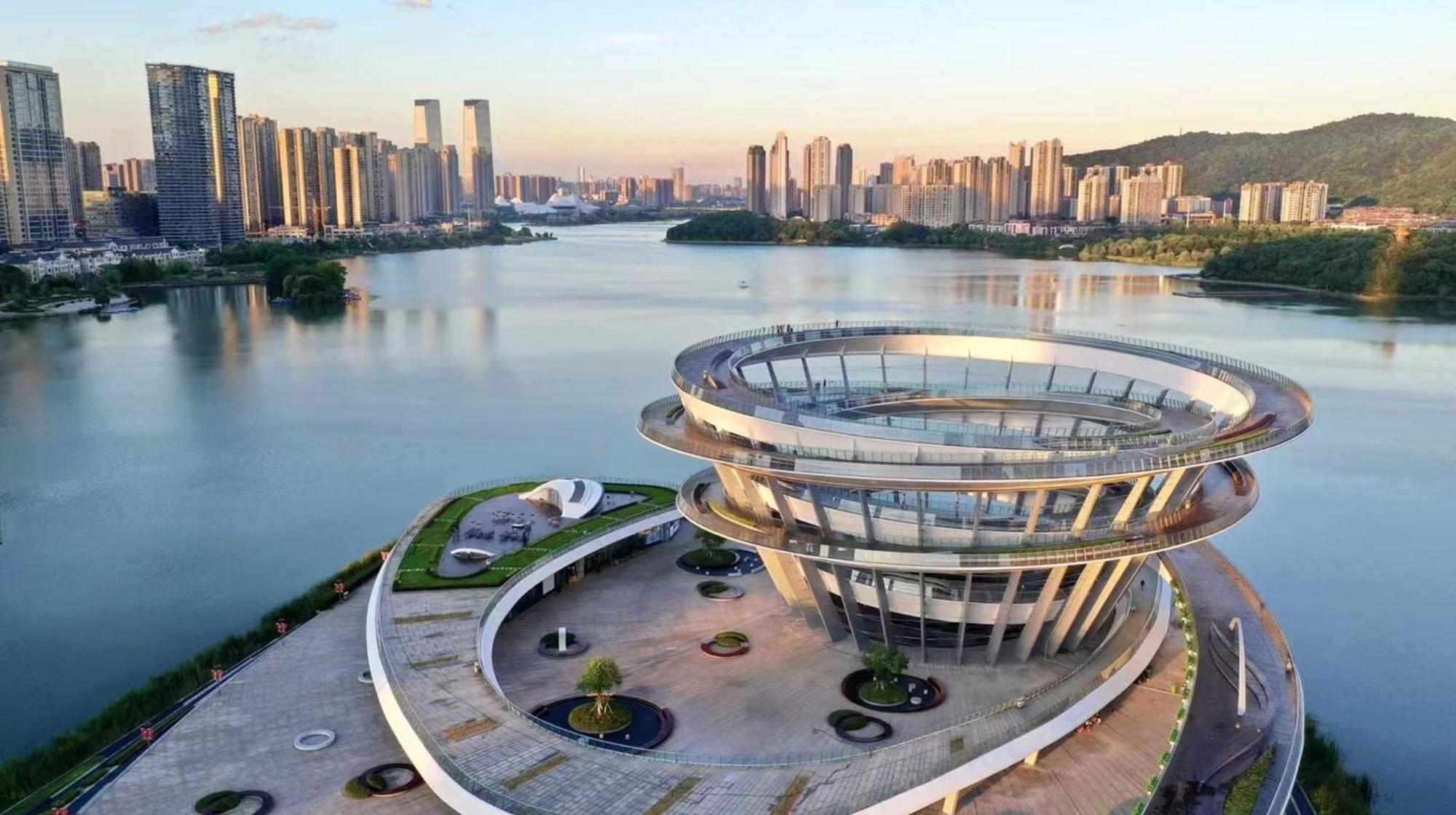 Hotel Indigo Changsha Meixi Lake Екстер'єр фото